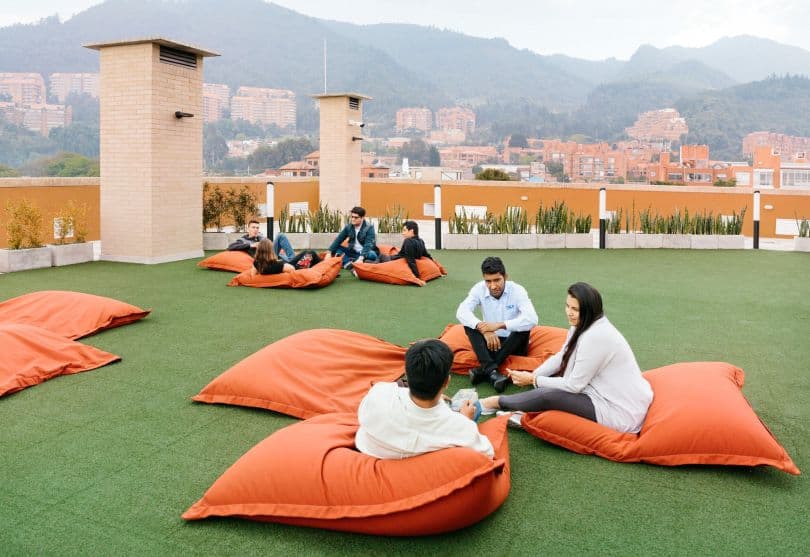 SoftBank y 20 fundadores de startups ofrecerán clases gratuitas a emprendedores 
